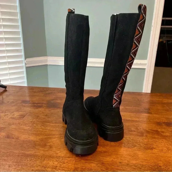 New Farm Rio Anthropologie tall black suede lug sole boots embroidered back sz 7